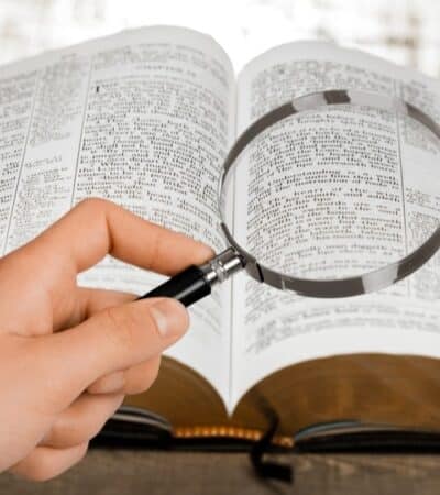 Što je simbolizam u knjigama? Donosimo 7 značenja